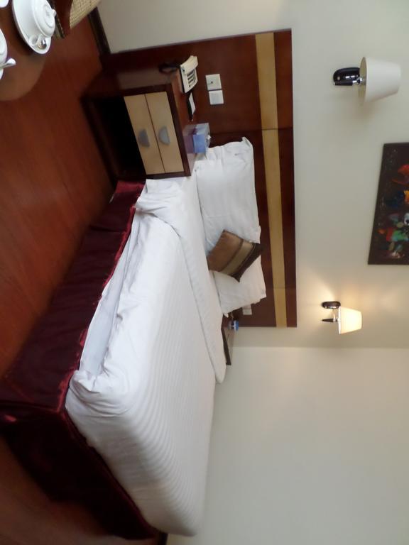 G.S Plaza Hotel Accra Exterior foto